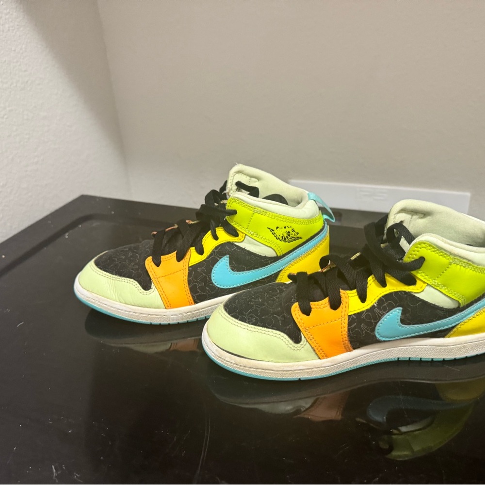 Nike Jordans Size 2.5